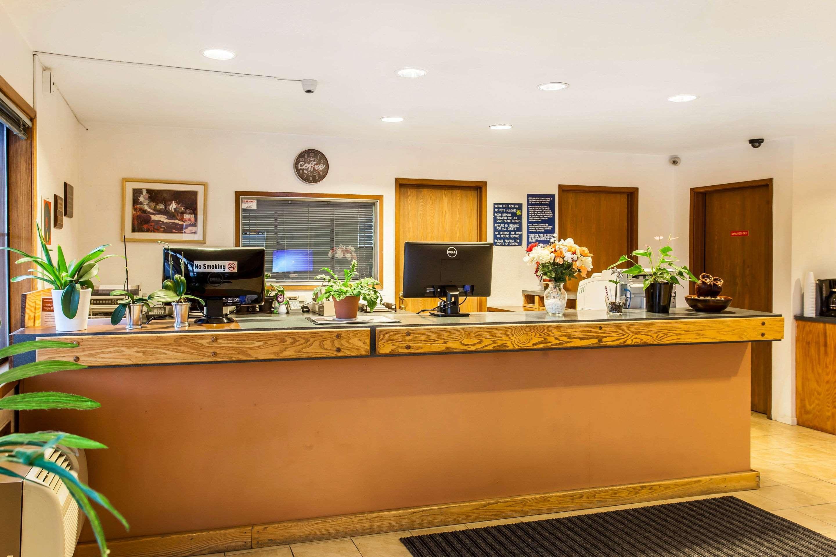 Econolodge Евърет Екстериор снимка