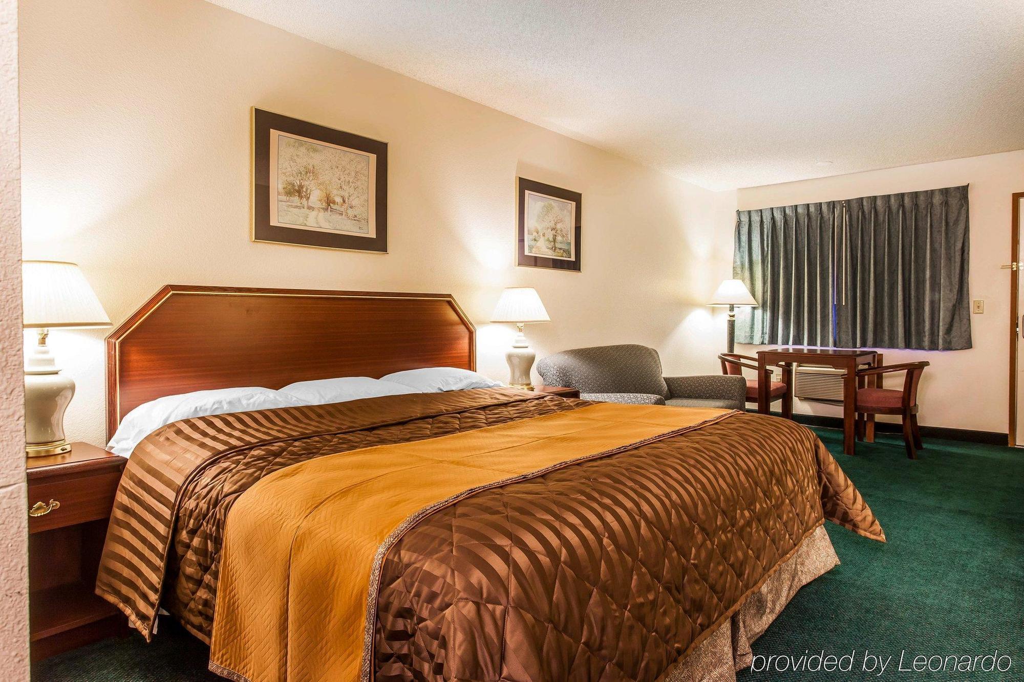 Econolodge Евърет Екстериор снимка